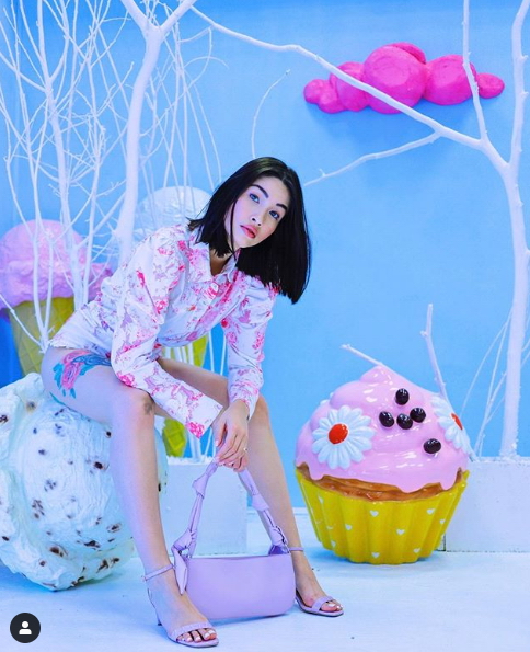 Figurine publicitaire 3D - cupcake 2 Reklamowa figura 3D - babeczka / cupcake