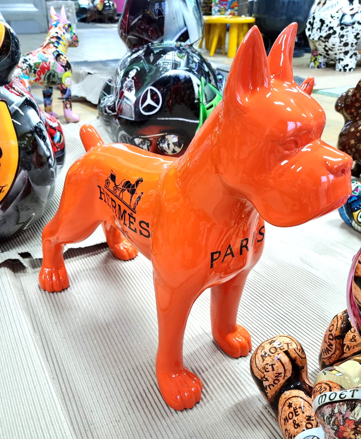 Figura dekoracyjna pies Bokser średni stojący 4 Figura dekoracyjna pies Bokser średni stojący