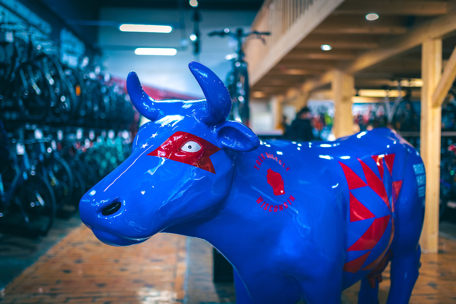 Publicité et figure décorative, grande vache lisse 2 Figura reklamowa i dekoracyjna, duża krowa gładka