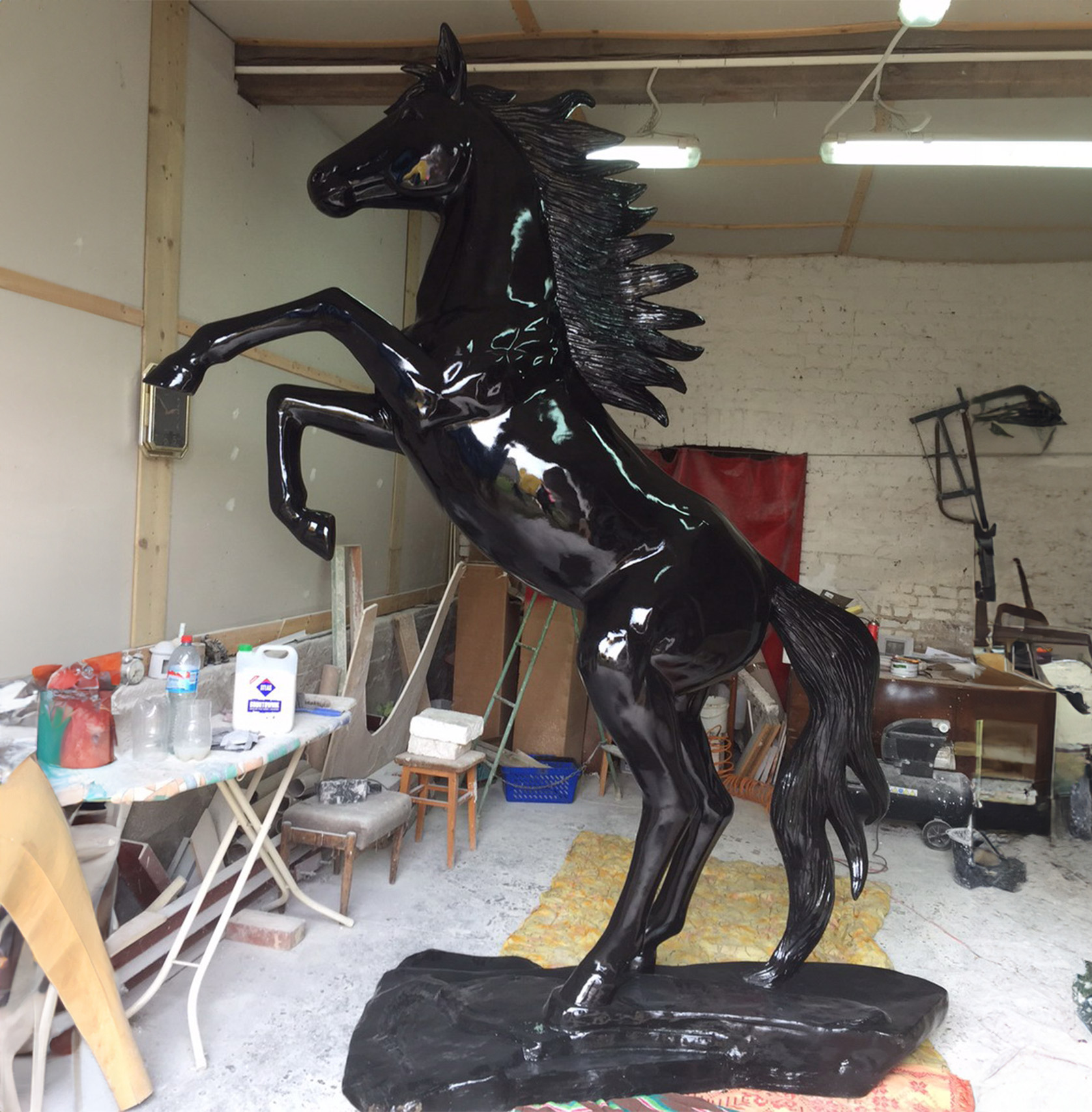 Figura dekoracyjna wierzgający koń 3 Figura dekoracyjna wierzgający koń – Image 3