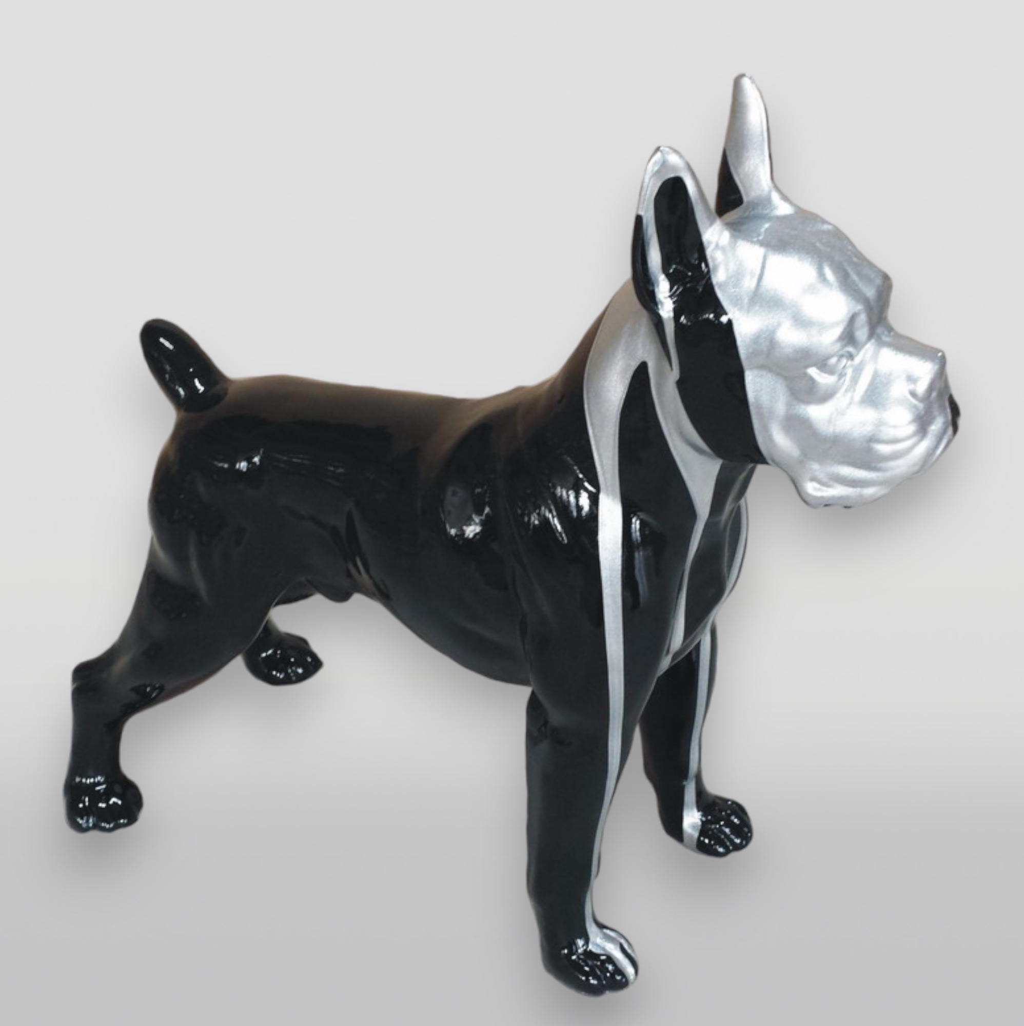 Figura dekoracyjna pies Bokser średni stojący 9 Figura dekoracyjna pies Bokser średni stojący
