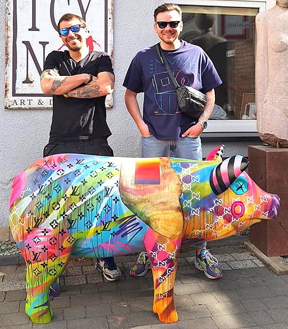 Artystyczna makieta, duża figura świni 1 Artystyczna makieta, duża figura świni