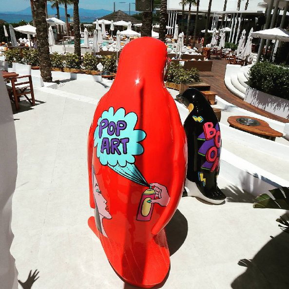 Figura średni pingwin, wysokości 120cm 1 Figura średni pingwin, wysokości 120cm