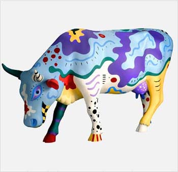Duża figura krowa z głową w dół - wersja jednokolorowa. 5 Duża figura krowy z głowa w dół - wersja jednokolorowa.