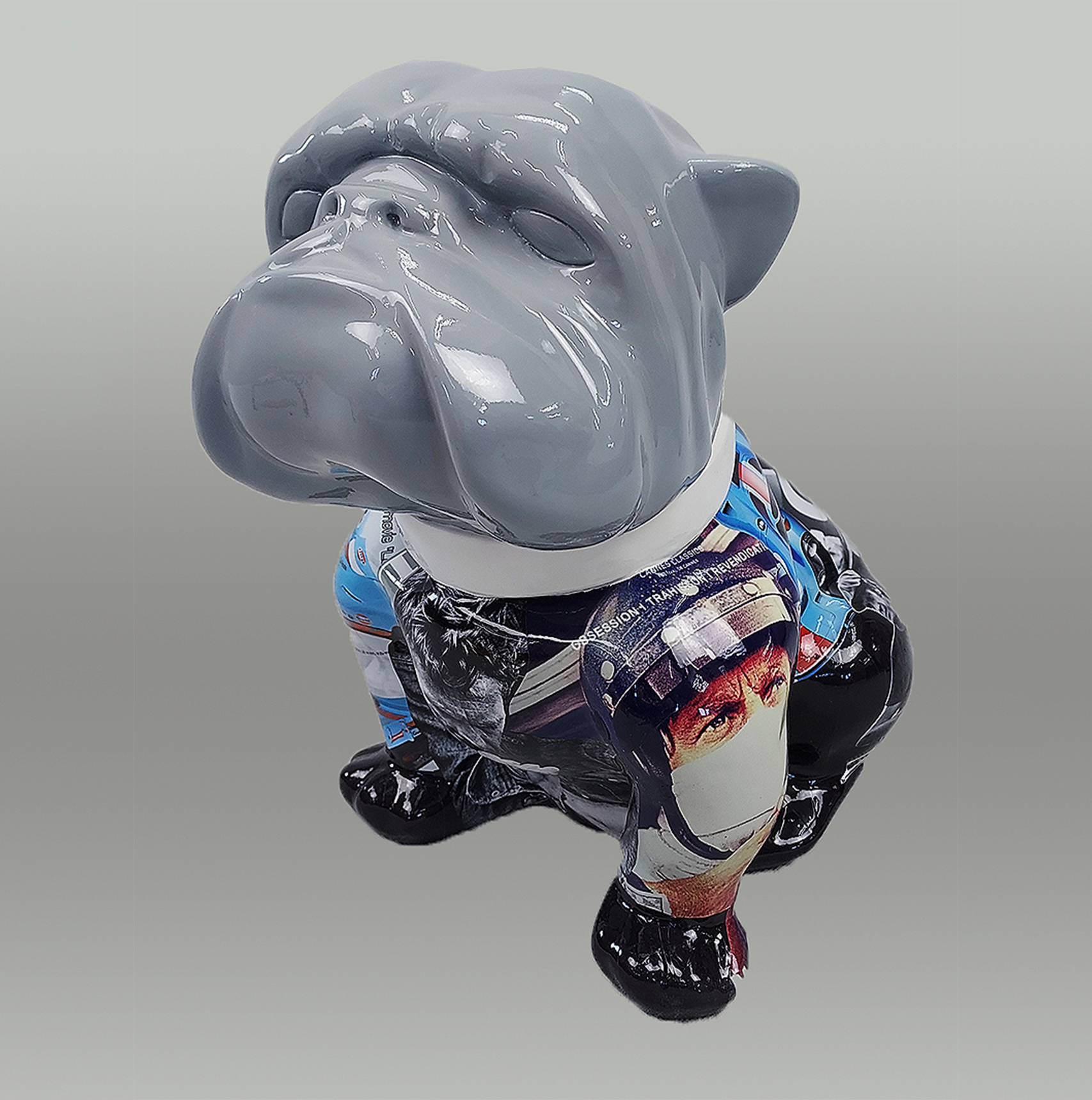 Chien Bulldog Angelo 60cm - McQueen 1 pies Bulldog Angelo 60cm - McQueen