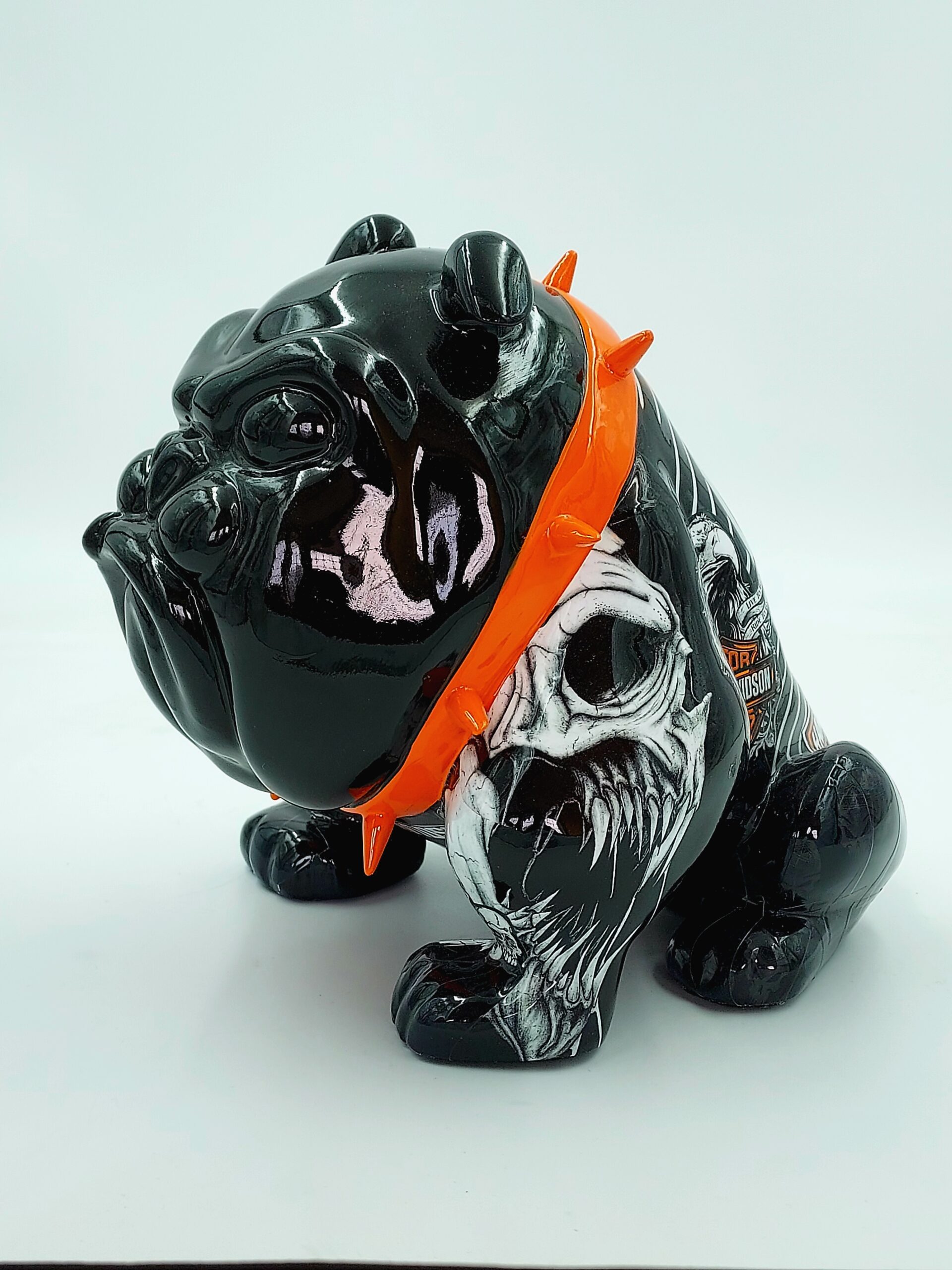 Chien Bulldog Avella 55cm - Harley Davidson 1 pies Bulldog Avella 55cm - Harley Davidson