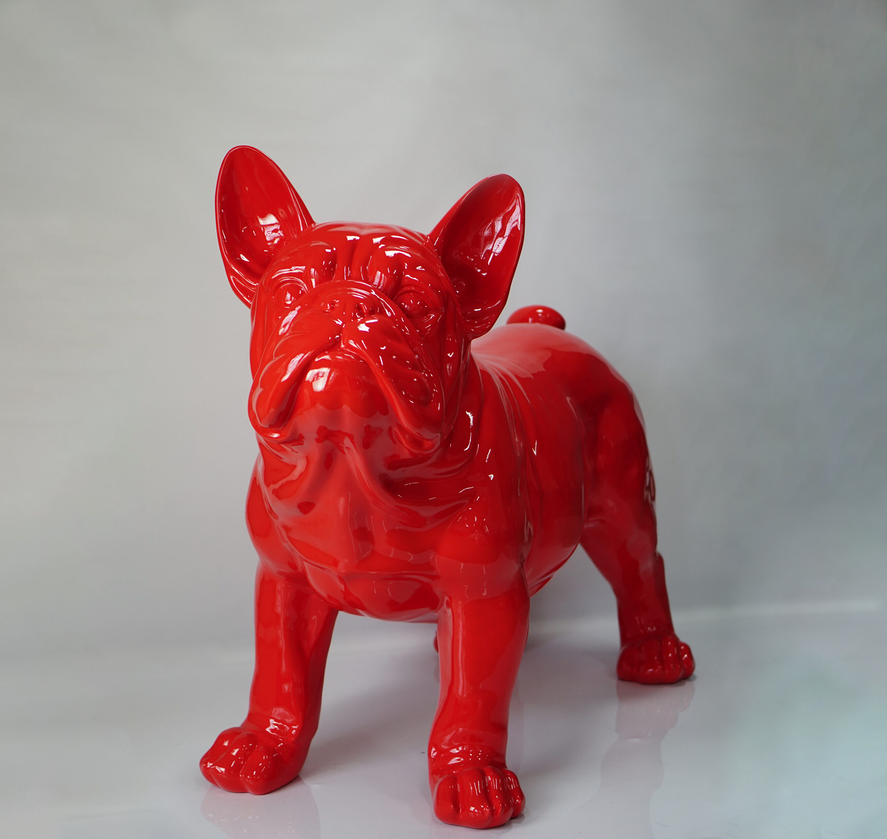 Grande figurine de bouledogue français pies Duża figura bulldog francuski „Juki”- wersja jednokolorowa