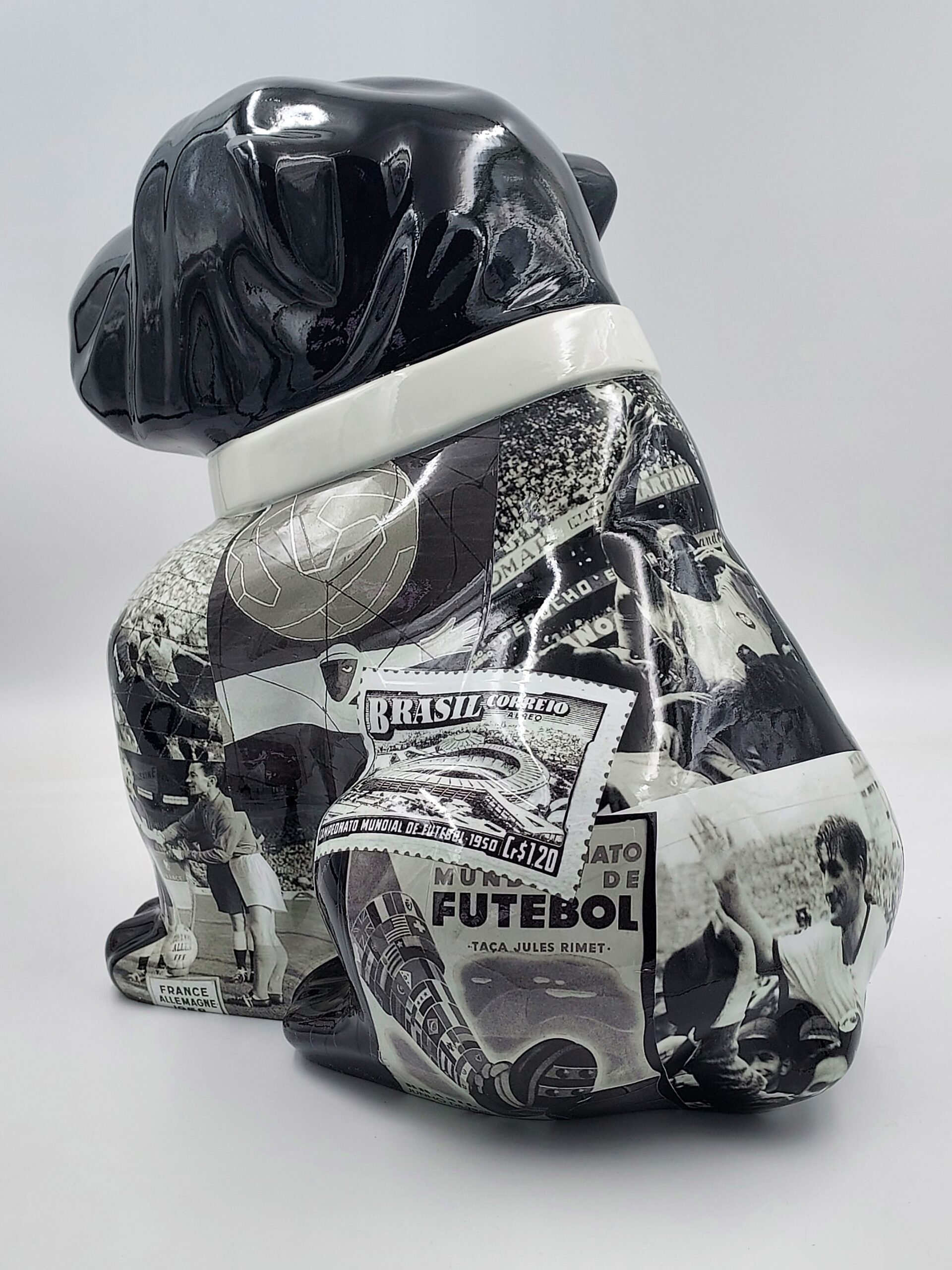 Chien Bulldog Angelo 60cm - Football 2 pies Bulldog Angelo 40cm - Football