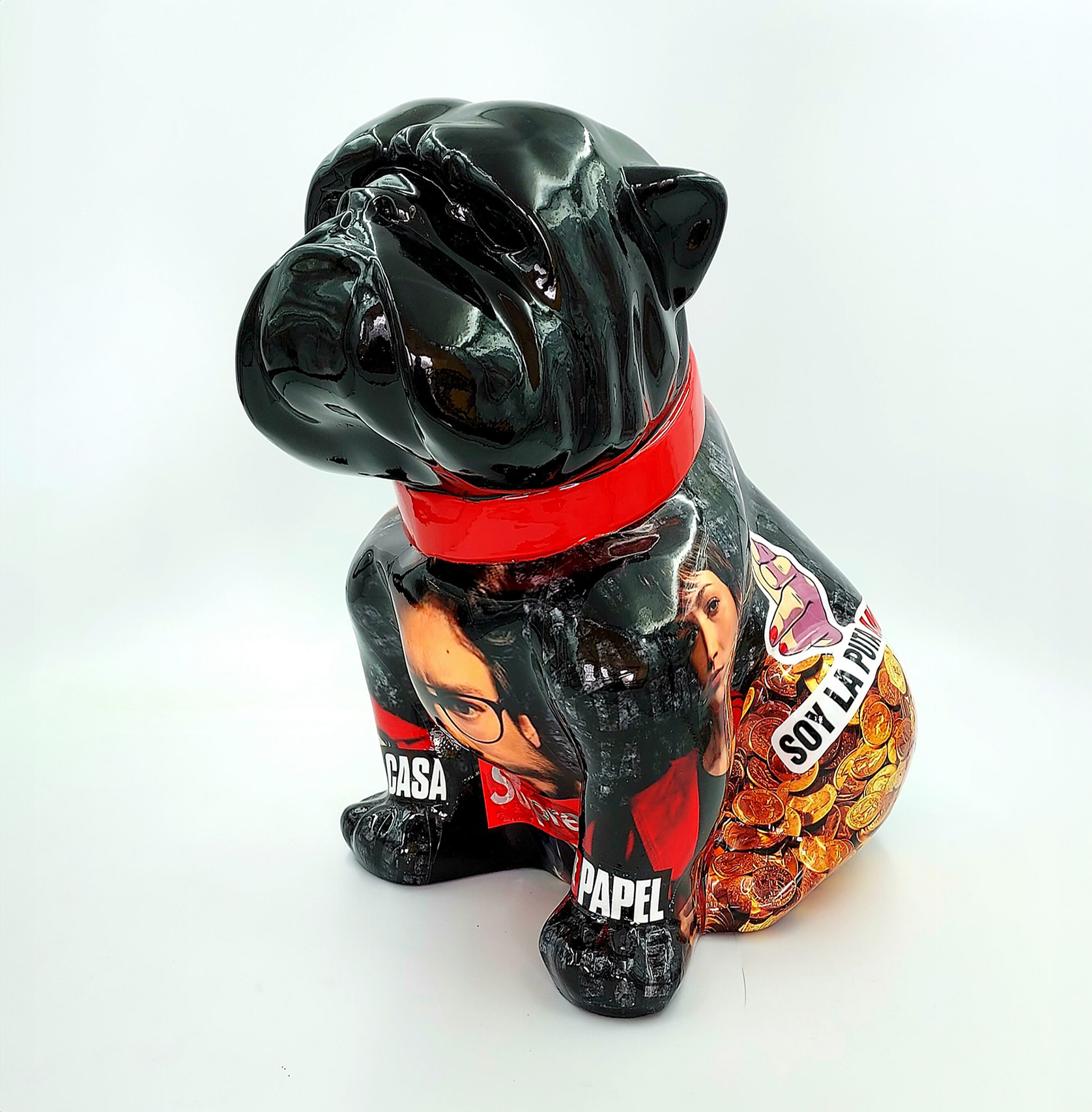 Chien Bulldog Angelo 60cm - La Casa de Papel 1 pies Bulldog Angelo 60cm - La casa de papel