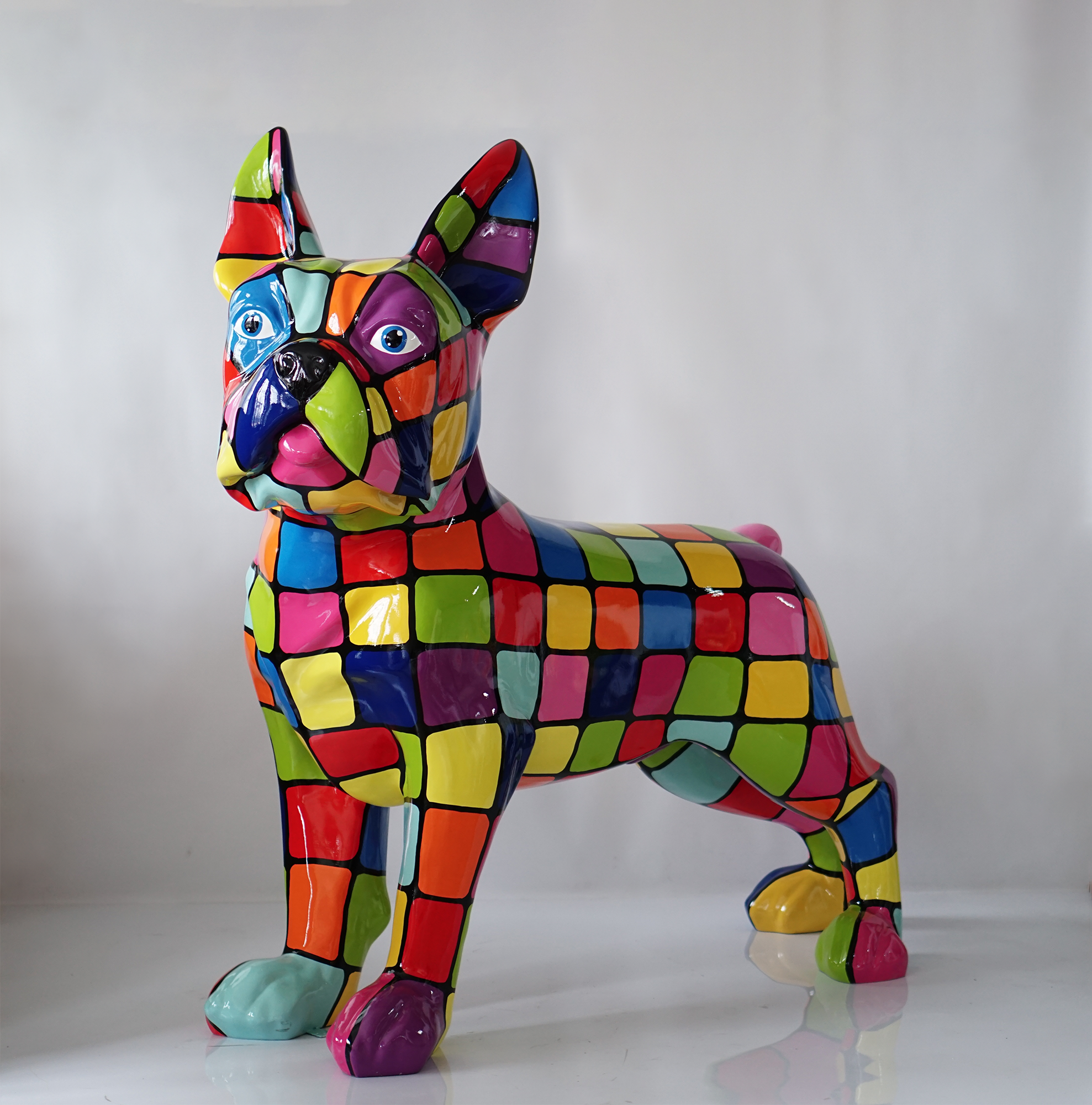 Grande figurine de bouledogue français 1 pies Duża figura Bulldoga Francuskiego - smarties