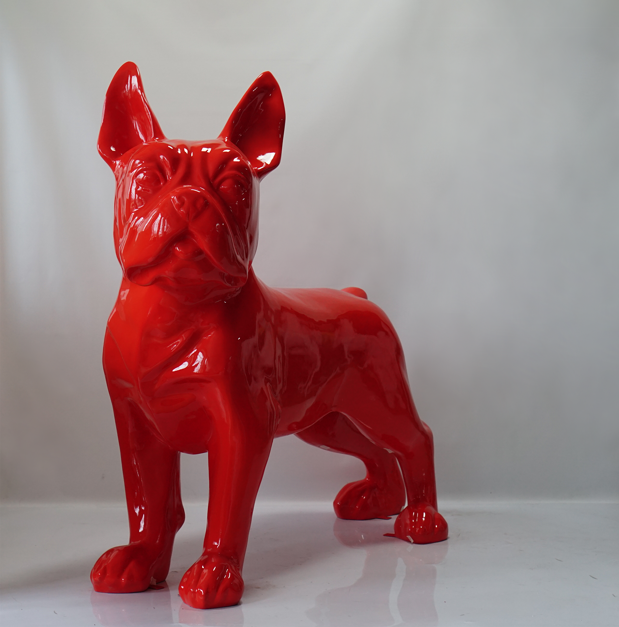 Grande figurine de bouledogue français - Rouge 1 pies Duża figura Bulldoga Francuskiego - czerwony