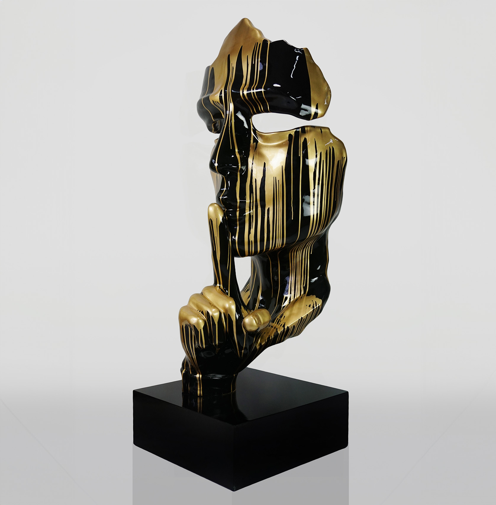 Grande masque sur socle - noir - or trash 2 Duża maska na podstawie – czarna - trash złoty