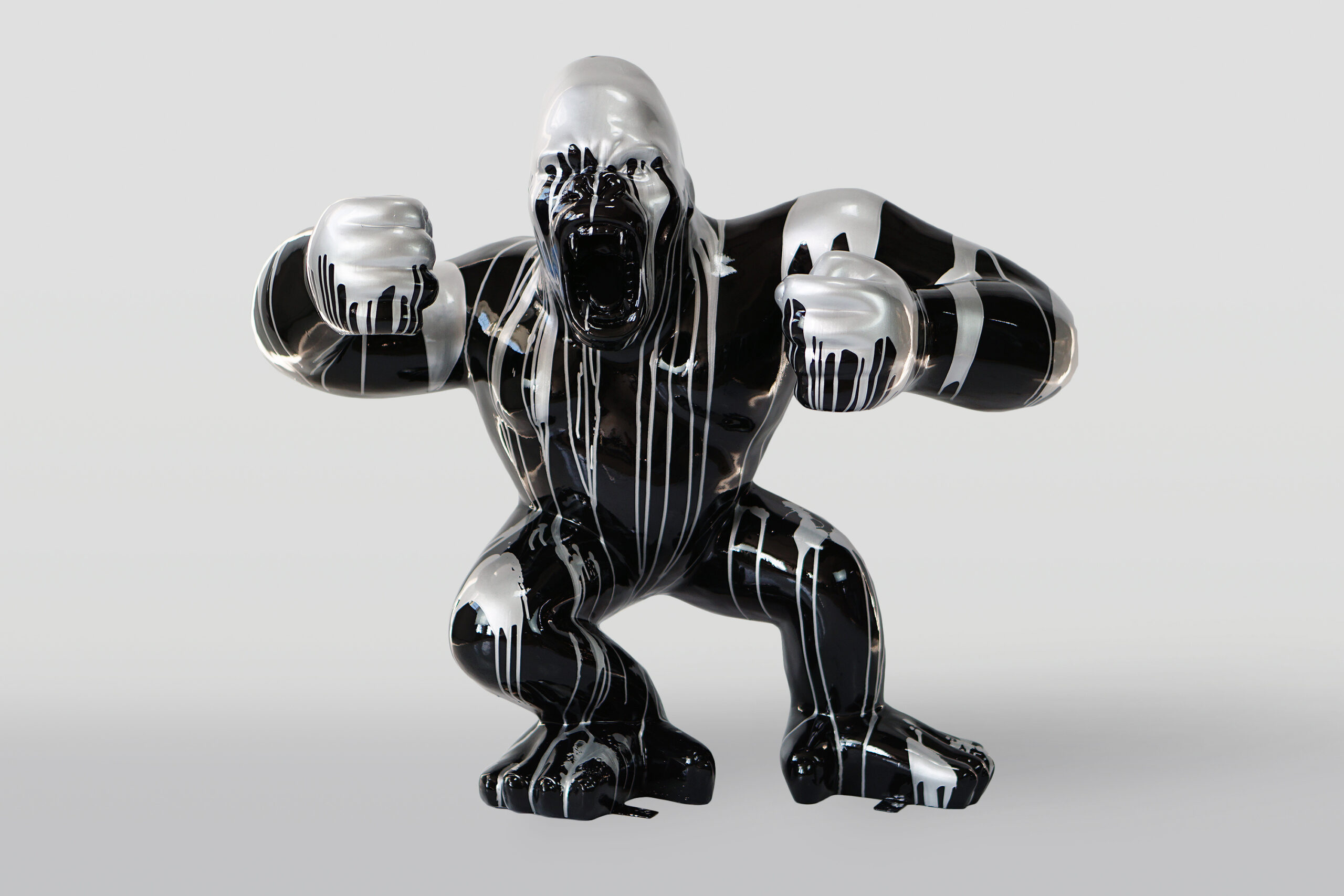 Gorille noir XL - poubelle argentée 1 Czarny goryl XL - srebrny trash