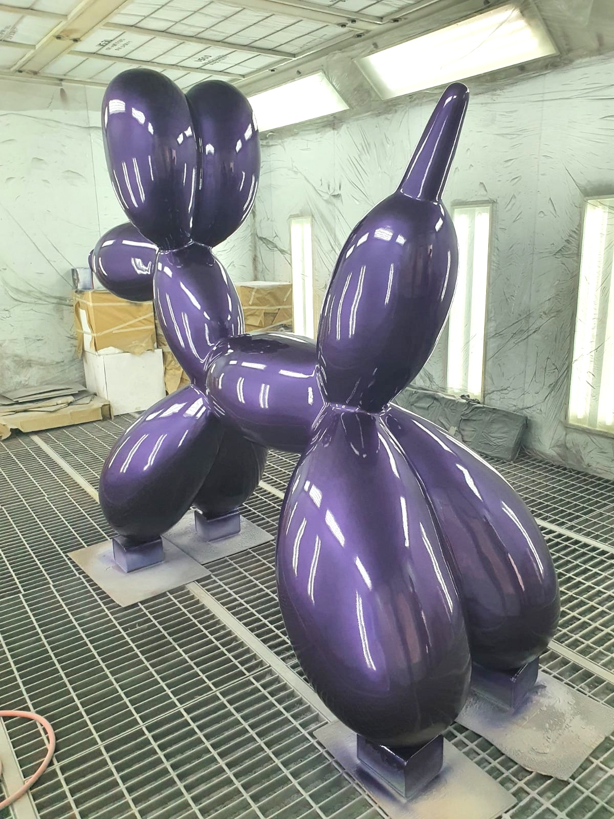 Grande Figure Décorative de Chien Ballon - Métallique Violet 4 Balonowy Pies Duża Figura Dekoracyjna - Fioletowy Metalik